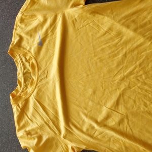 Mens nike t shirt